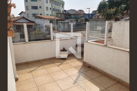 Casa para alugar com 250m², 5 quartos e 8 vagas Casa para alugar com 250m², 5 quartos e 8 vagasCobertura