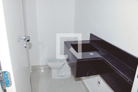 Casa à venda com 140m², 3 quartos e 2 vagas Casa à venda com 140m², 3 quartos e 2 vagasLavabo