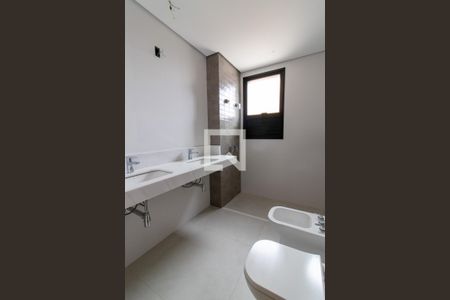 Apartamento à venda com 170m², 3 quartos e 3 vagas Apartamento à venda com 170m², 3 quartos e 3 vagasBanheiro 3