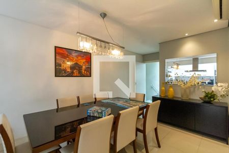 Casa à venda com 200m², 3 quartos e 2 vagasCopa