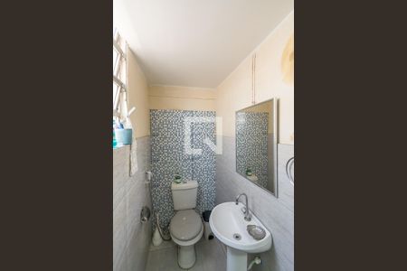 Casa à venda com 195m², 6 quartos e 1 vaga Casa à venda com 195m², 6 quartos e 1 vagaCasa 2 - Banheiro