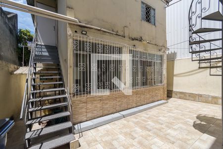 Casa à venda com 195m², 6 quartos e 1 vaga Casa à venda com 195m², 6 quartos e 1 vagaÁrea comum - Varanda gourmet