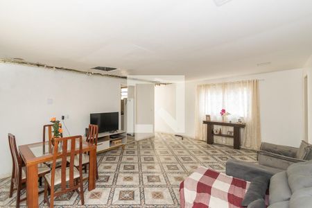 Casa à venda com 195m², 6 quartos e 1 vaga Casa à venda com 195m², 6 quartos e 1 vagaCasa 2 - Sala