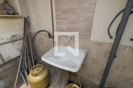 Casa à venda com 195m², 6 quartos e 1 vaga Casa à venda com 195m², 6 quartos e 1 vagaCasa 1 - Área de serviço