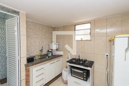 Casa à venda com 195m², 6 quartos e 1 vaga Casa à venda com 195m², 6 quartos e 1 vagaCasa 2 - Cozinha