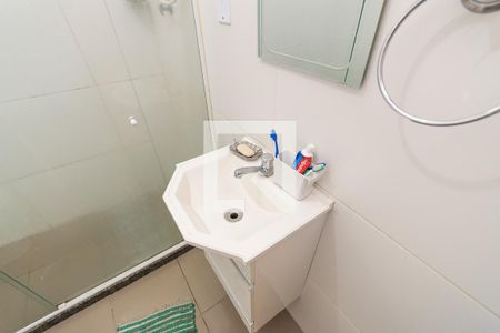 Casa à venda com 195m², 6 quartos e 1 vaga Casa à venda com 195m², 6 quartos e 1 vagaCasa 1 - Banheiro Social