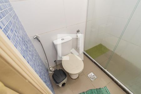 Casa à venda com 195m², 6 quartos e 1 vaga Casa à venda com 195m², 6 quartos e 1 vagaCasa 1 - Banheiro Social