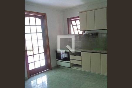 Casa de condomínio à venda com 241m², 3 quartos e 1 vaga