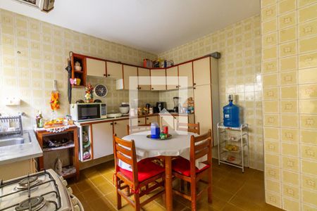 Casa à venda com 120m², 2 quartos e sem vaga Casa à venda com 120m², 2 quartos e sem vagaCozinha