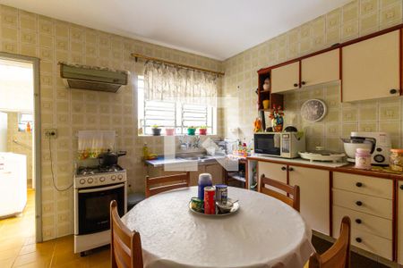 Casa à venda com 120m², 2 quartos e sem vaga Casa à venda com 120m², 2 quartos e sem vagaCozinha