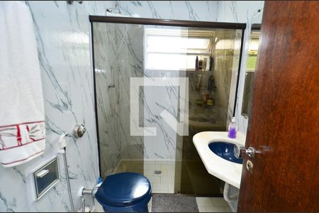 Apartamento à venda com 84m², 3 quartos e 1 vaga Apartamento à venda com 84m², 3 quartos e 1 vagaBanheiro social