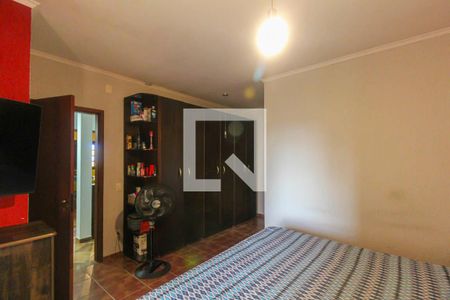 Casa à venda com 499m², 8 quartos e 6 vagas Casa à venda com 499m², 8 quartos e 6 vagasQuarto 2