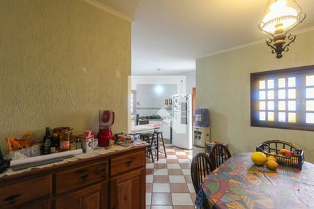 Casa à venda com 499m², 8 quartos e 6 vagas Casa à venda com 499m², 8 quartos e 6 vagasCozinha