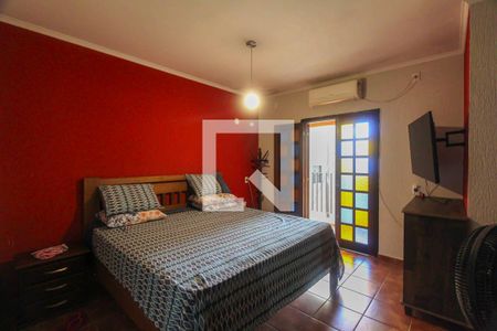 Casa à venda com 499m², 8 quartos e 6 vagas Casa à venda com 499m², 8 quartos e 6 vagasQuarto 2