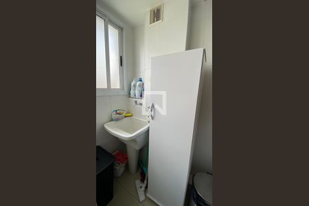 Apartamento à venda com 70m², 2 quartos e 1 vaga Apartamento à venda com 70m², 2 quartos e 1 vagaÁrea de Serviço