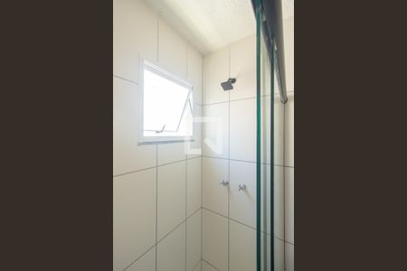 Apartamento para alugar com 44m², 2 quartos e 1 vagaDetalhe do Banheiro