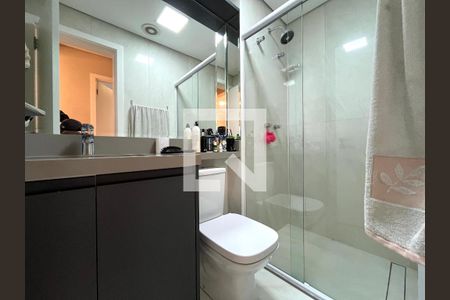 Apartamento à venda com 70m², 2 quartos e 2 vagasBanheiro Corredor