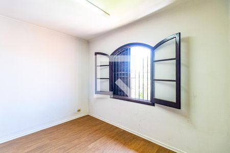Casa à venda com 300m², 3 quartos e 2 vagas Casa à venda com 300m², 3 quartos e 2 vagasQuarto 01