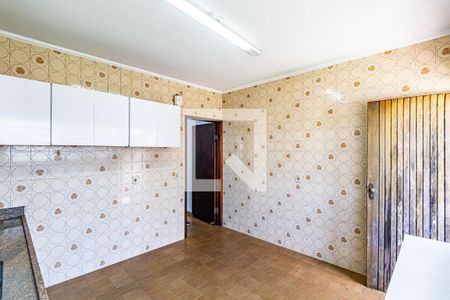 Casa à venda com 300m², 3 quartos e 2 vagas Casa à venda com 300m², 3 quartos e 2 vagasCozinha