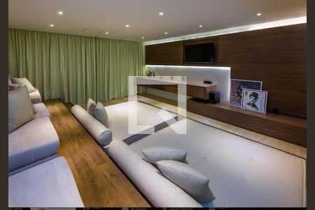 Apartamento à venda com 34m², 1 quarto e 1 vaga