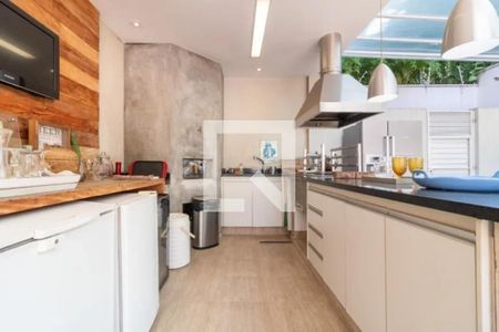 Casa à venda com 528m², 5 quartos e 5 vagas