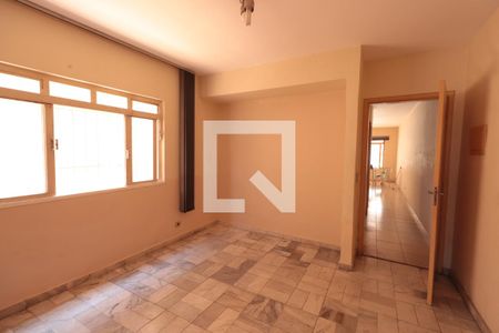 Casa à venda com 168m², 3 quartos e 2 vagasCopa