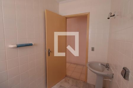 Casa à venda com 168m², 3 quartos e 2 vagasBanheiro Social