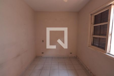 Casa à venda com 168m², 3 quartos e 2 vagasQuarto 2