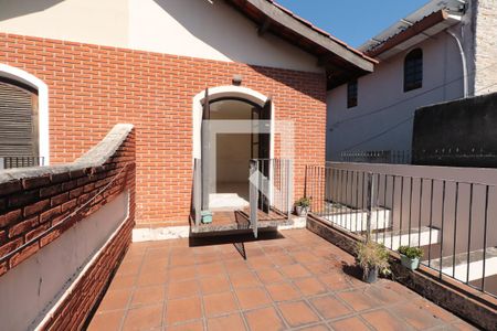 Casa à venda com 168m², 3 quartos e 2 vagasVaranda