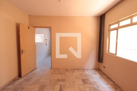 Casa à venda com 168m², 3 quartos e 2 vagasCopa