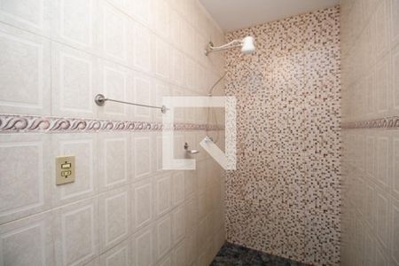 Casa à venda com 927m², 6 quartos e 5 vagas Casa à venda com 927m², 6 quartos e 5 vagasBanheiro do Quarto 2