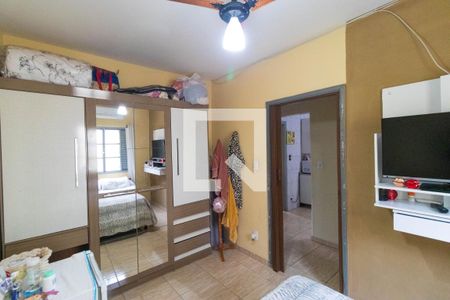 Casa à venda com 204m², 5 quartos e 2 vagasQuarto 02 da Casa 01