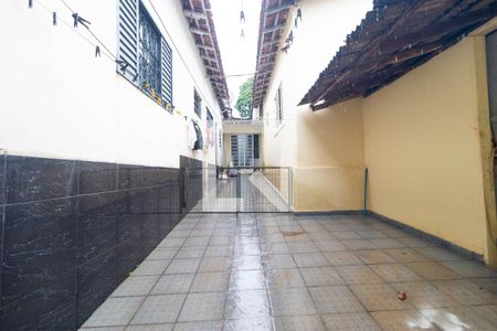 Casa à venda com 204m², 5 quartos e 2 vagasQuintal