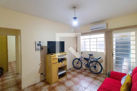 Casa à venda com 204m², 5 quartos e 2 vagasCasa 03