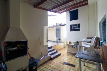 Casa à venda com 204m², 5 quartos e 2 vagasChurrasqueira da Casa 01