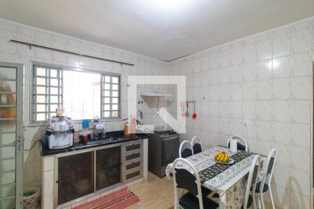 Casa à venda com 204m², 5 quartos e 2 vagasCozinha da Casa 01