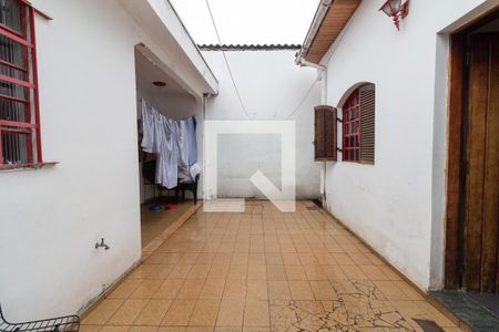 Casa à venda com 147m², 2 quartos e 2 vagas Casa à venda com 147m², 2 quartos e 2 vagasQuintal