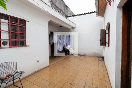 Casa à venda com 147m², 2 quartos e 2 vagas Casa à venda com 147m², 2 quartos e 2 vagasQuintal