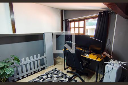 Casa à venda com 382m², 5 quartos e 3 vagas Casa à venda com 382m², 5 quartos e 3 vagascasa 2 - quarto 1 com mesanino