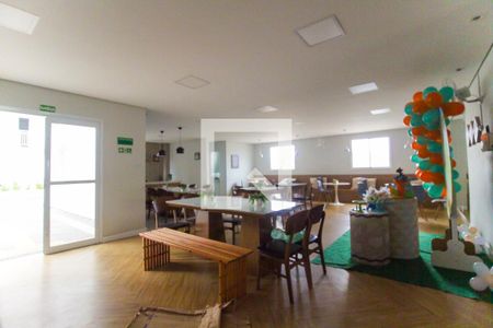 Apartamento à venda com 47m², 2 quartos e 1 vaga Apartamento à venda com 47m², 2 quartos e 1 vagaSalão de festas