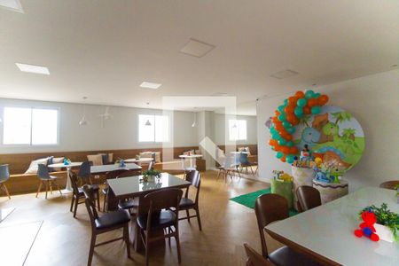 Apartamento à venda com 47m², 2 quartos e 1 vaga Apartamento à venda com 47m², 2 quartos e 1 vagaSalão de festas