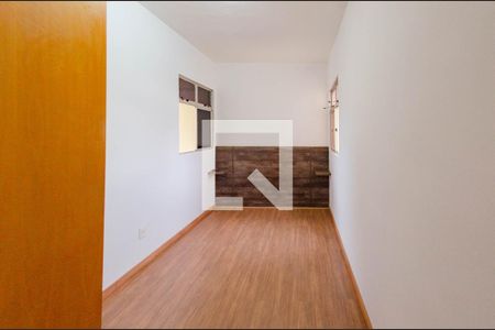 Quarto 1 de apartamento para alugar com 2 quartos, 60m² em Estrela Dalva, Belo Horizonte