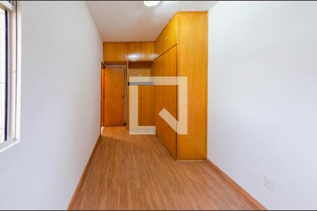 Quarto 1 de apartamento para alugar com 2 quartos, 60m² em Estrela Dalva, Belo Horizonte