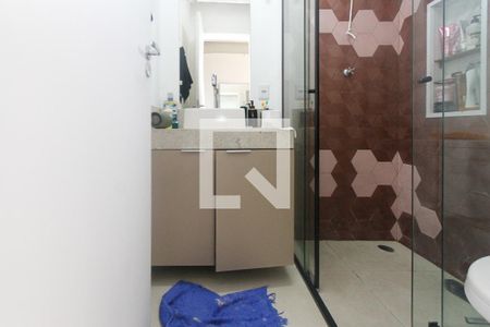 Casa à venda com 346m², 4 quartos e 3 vagasBanheiro da Suite da Casa 03