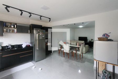 Casa à venda com 346m², 4 quartos e 3 vagasCozinha Casa 03