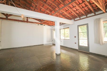 Casa de condomínio à venda com 200m², 3 quartos e 2 vagas Casa de condomínio à venda com 200m², 3 quartos e 2 vagasSalão