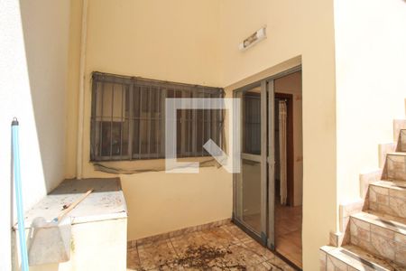 Casa de condomínio à venda com 200m², 3 quartos e 2 vagas Casa de condomínio à venda com 200m², 3 quartos e 2 vagasÁrea Externa