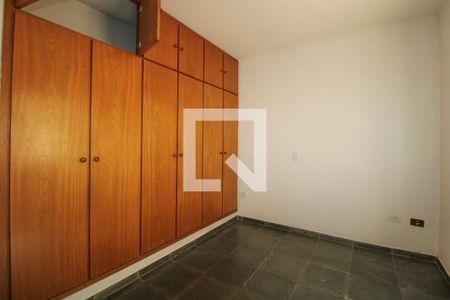 Casa de condomínio à venda com 200m², 3 quartos e 2 vagas Casa de condomínio à venda com 200m², 3 quartos e 2 vagasSuíte