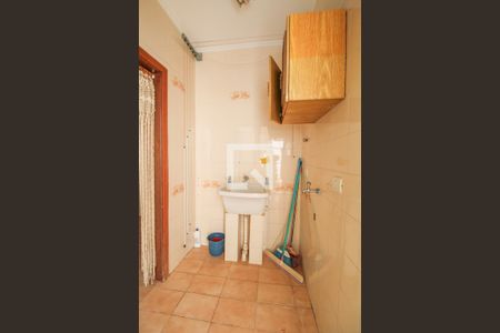 Casa de condomínio à venda com 200m², 3 quartos e 2 vagas Casa de condomínio à venda com 200m², 3 quartos e 2 vagasÁrea de Serviço