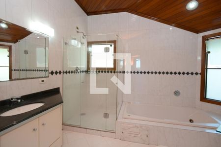 Casa à venda com 273m², 4 quartos e 2 vagasBanheiro da Suíte 1